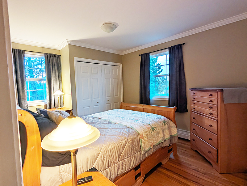 Pine Bedroom